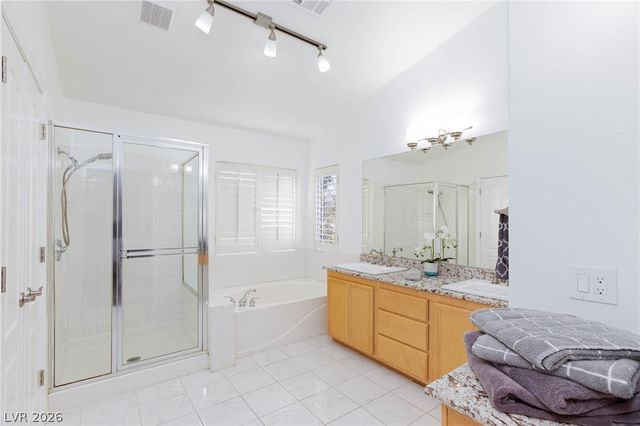 9896 Masked Duck Avenue, Las Vegas, NV 89117