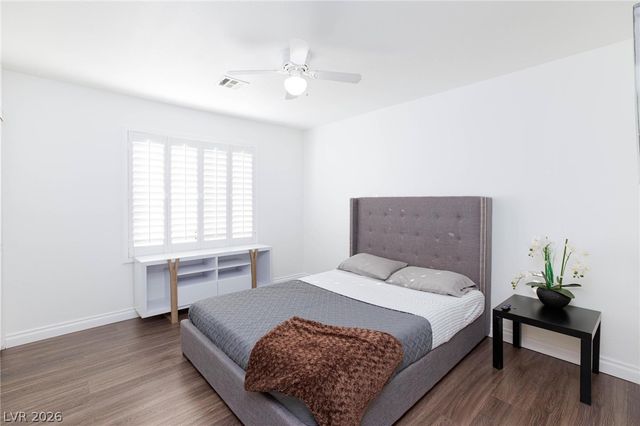 9896 Masked Duck Avenue, Las Vegas, NV 89117