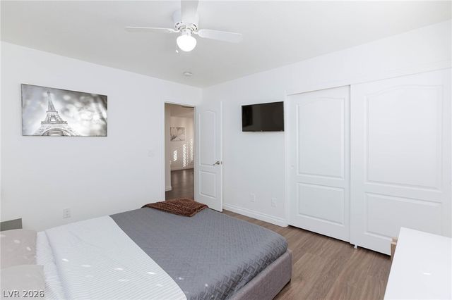 9896 Masked Duck Avenue, Las Vegas, NV 89117