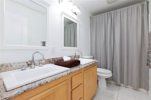 9896 Masked Duck Avenue, Las Vegas, NV 89117