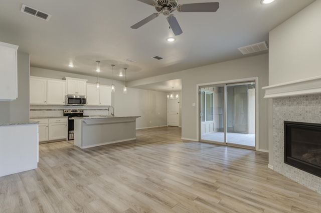 6906 67th Street, Lubbock, TX 79424