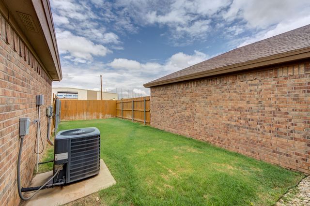 6906 67th Street, Lubbock, TX 79424