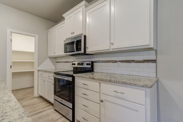 6906 67th Street, Lubbock, TX 79424