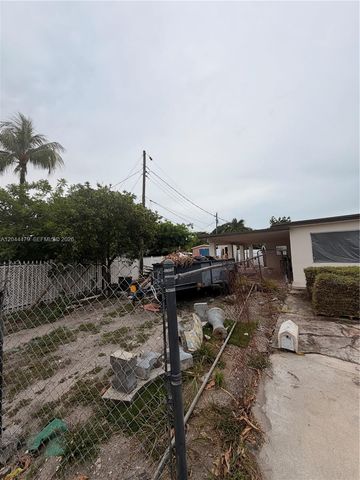 191 SE 6th Avenue, Hialeah, FL 33010
