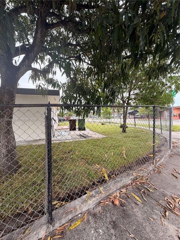 191 SE 6th Avenue, Hialeah, FL 33010