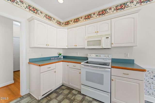 133 Torrey Pines Drive, Clayton, NC 27527