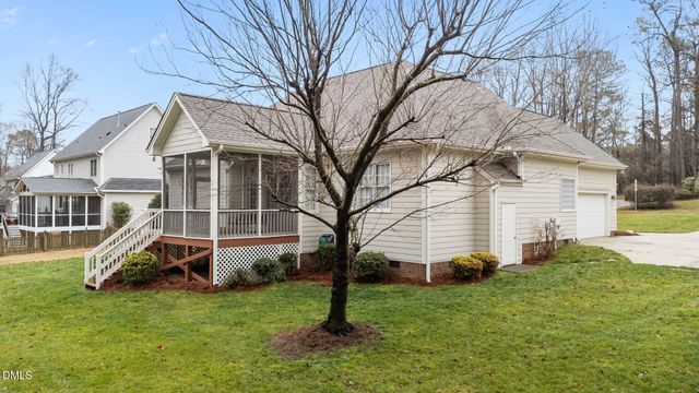 133 Torrey Pines Drive, Clayton, NC 27527