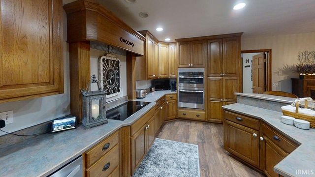 114 Chaudoin Drive, Angola, IN 46703