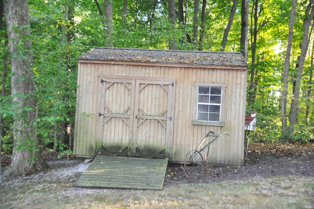 114 Chaudoin Drive, Angola, IN 46703