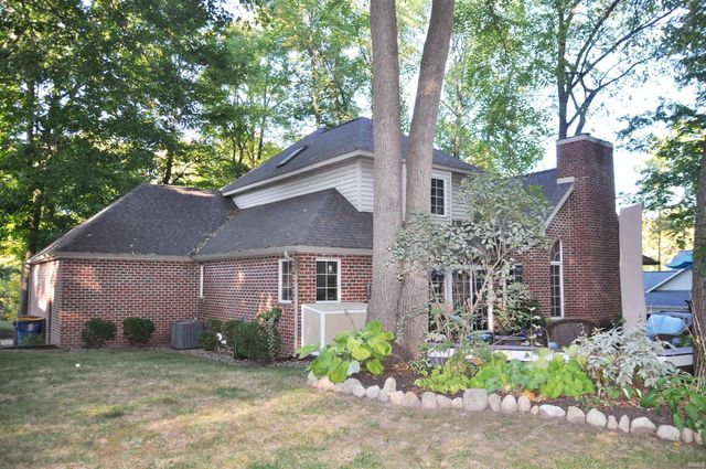 114 Chaudoin Drive, Angola, IN 46703