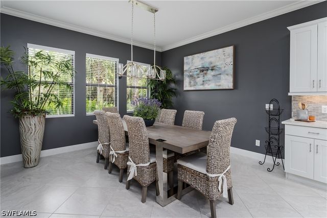 4664 Abaca CIR, Naples, FL 34119