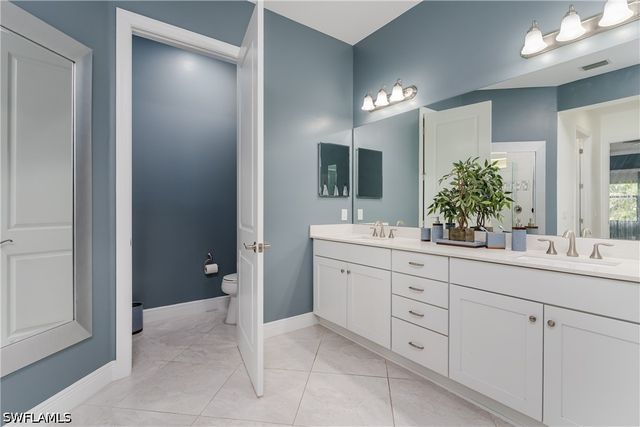 4664 Abaca CIR, Naples, FL 34119