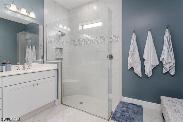 4664 Abaca CIR, Naples, FL 34119