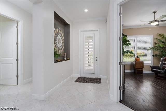 4664 Abaca CIR, Naples, FL 34119