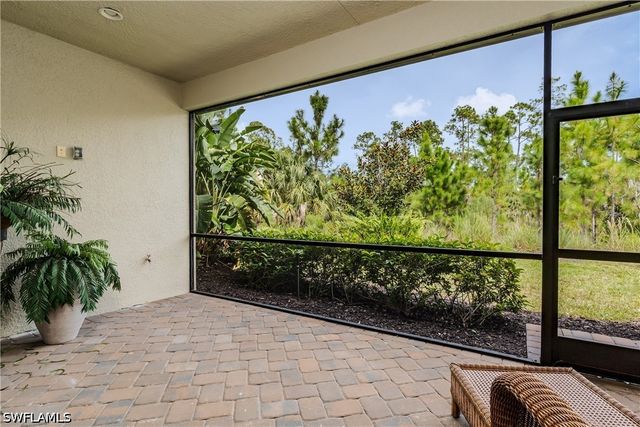 4664 Abaca CIR, Naples, FL 34119