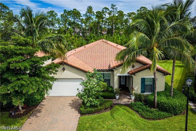 4664 Abaca CIR, Naples, FL 34119