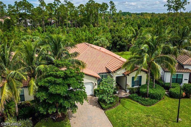 4664 Abaca CIR, Naples, FL 34119