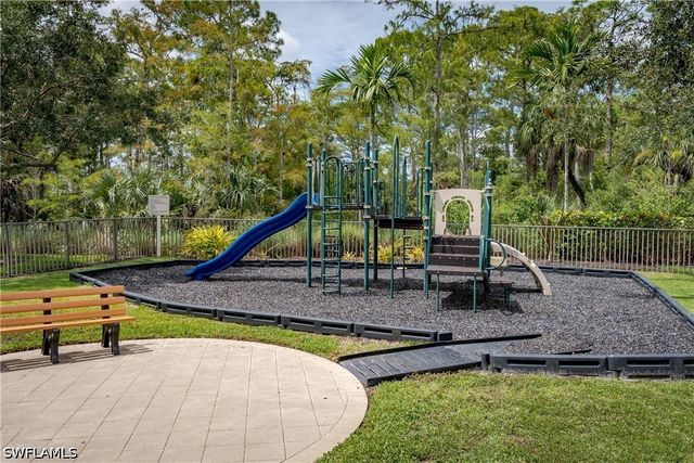 4664 Abaca CIR, Naples, FL 34119