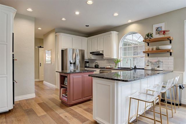 600 Heatherstone Road, Edmond, OK 73034