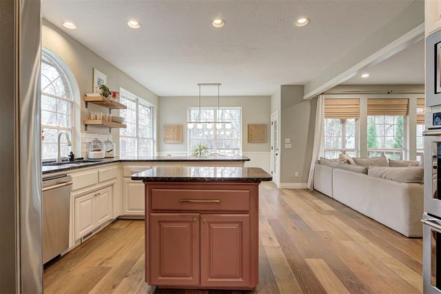 600 Heatherstone Road, Edmond, OK 73034