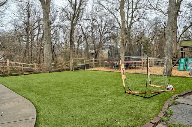 600 Heatherstone Road, Edmond, OK 73034