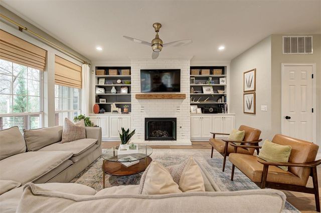 600 Heatherstone Road, Edmond, OK 73034