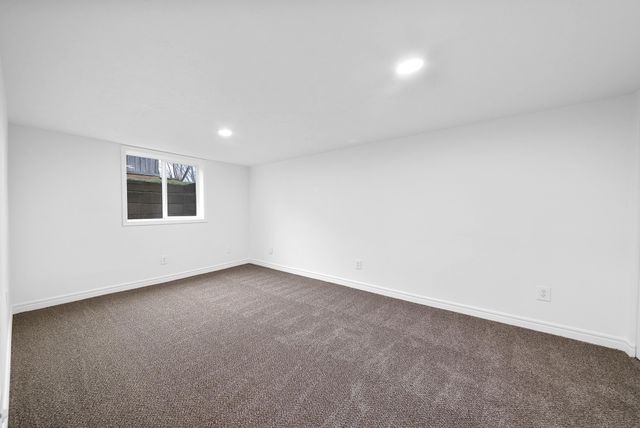 12824 E 6th Ave, Spokane Valley, WA 99216