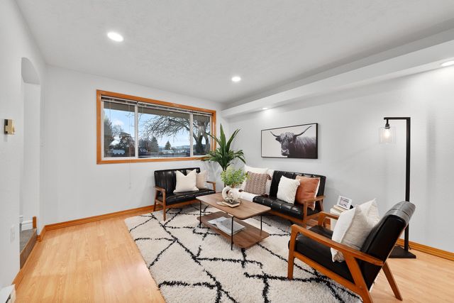 12824 E 6th Ave, Spokane Valley, WA 99216