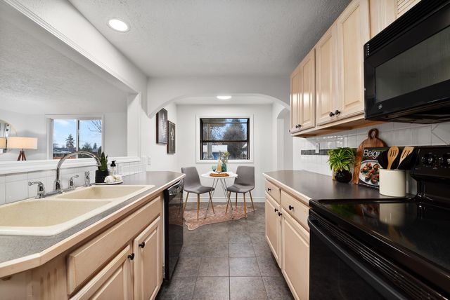 12824 E 6th Ave, Spokane Valley, WA 99216