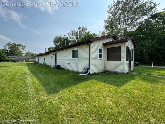 43373 Alva Drive, Belleville, MI 48111