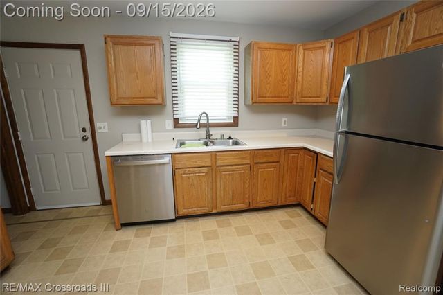 43373 Alva Drive, Belleville, MI 48111