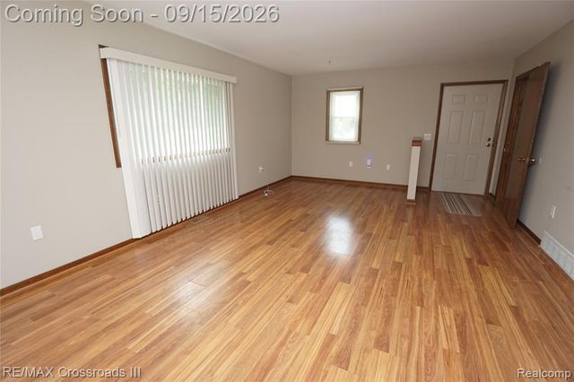 43373 Alva Drive, Belleville, MI 48111