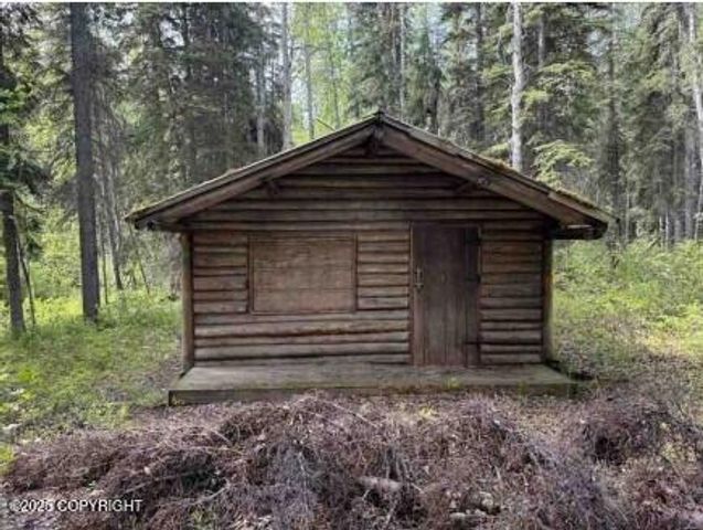 Mi 44.5 McCarthy Road, Chitina, AK 99588