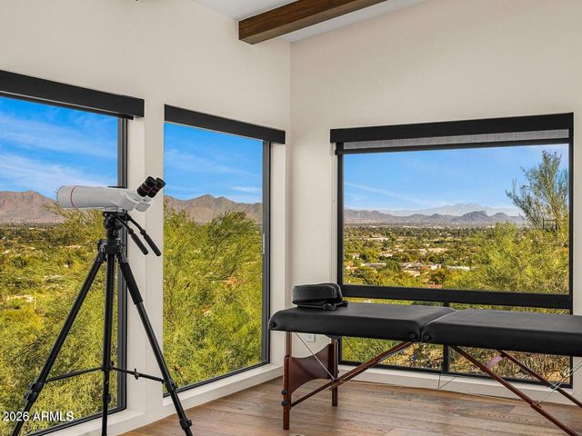 6331 E Hummingbird Lane, Paradise Valley, AZ 85253