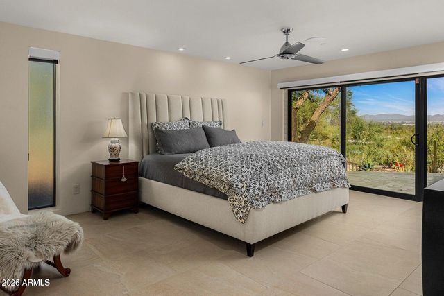 6331 E Hummingbird Lane, Paradise Valley, AZ 85253
