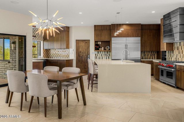 6331 E Hummingbird Lane, Paradise Valley, AZ 85253