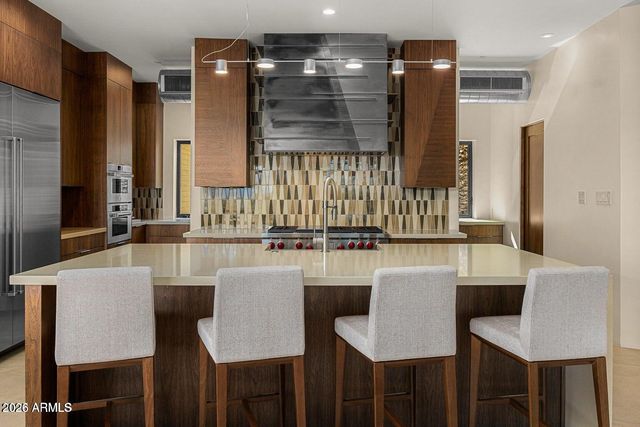 6331 E Hummingbird Lane, Paradise Valley, AZ 85253