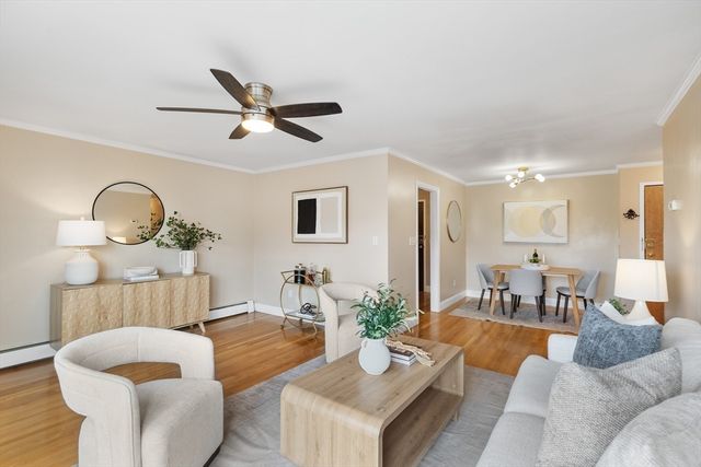 245 Lafayette St 3G, Salem, MA 01970
