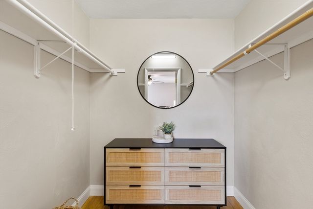 245 Lafayette St 3G, Salem, MA 01970