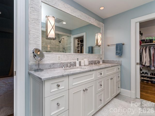 5307 Mirabell Road, Charlotte, NC 28226