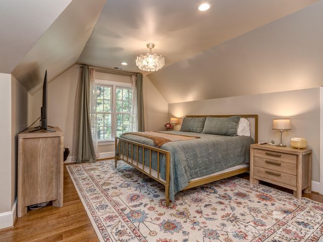 5307 Mirabell Road, Charlotte, NC 28226