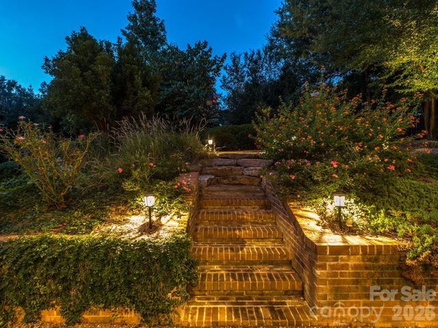 5307 Mirabell Road, Charlotte, NC 28226
