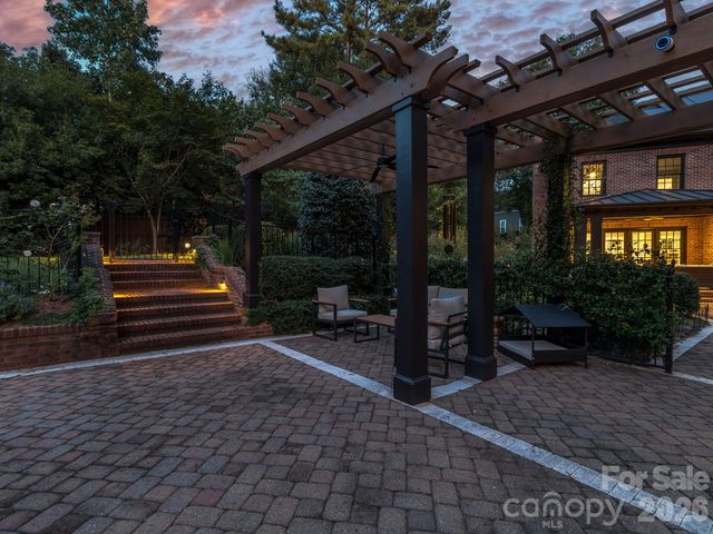 5307 Mirabell Road, Charlotte, NC 28226