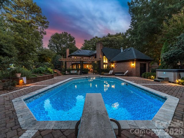 5307 Mirabell Road, Charlotte, NC 28226