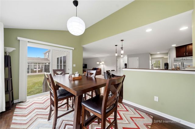 39 Chancellor Lane, West Seneca, NY 14224