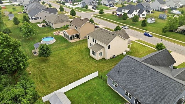39 Chancellor Lane, West Seneca, NY 14224