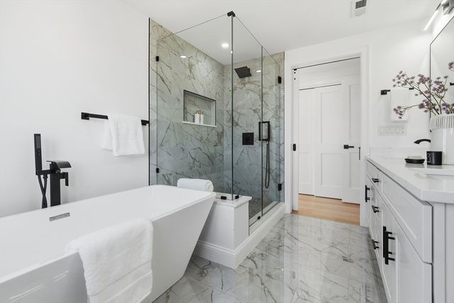 171 Shaw Rd, Brookline, MA 02467