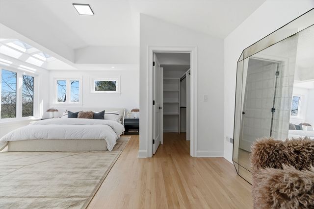 171 Shaw Rd, Brookline, MA 02467