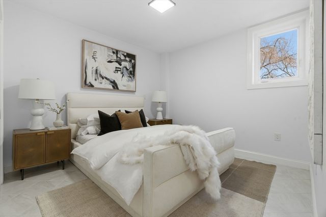 171 Shaw Rd, Brookline, MA 02467