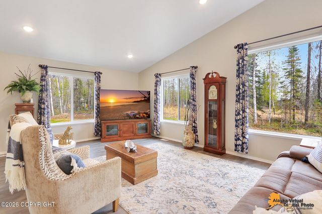 8760 W Dreamy Drive, Wasilla, AK 99623